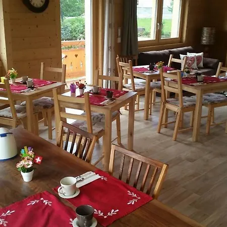 Nocleg ze śniadaniem Tivoli Chalet 4*